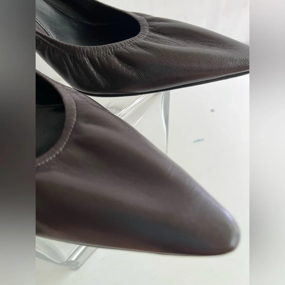 THE ROW Liisa Pointed Toe Pump - Laquer Brown 38 - Picture 7 of 15